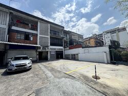 Lorong 15 Geylang (D14), Shop House #451370771